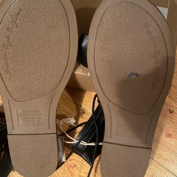American eagle outfitters woman sandal size 9 - Picture 6 of 9